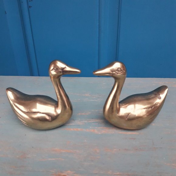 Brass Ducks Geese Set of 2 Vintage Figurine Birds Animals MCM Mid Century Gold - Picture 1 of 16